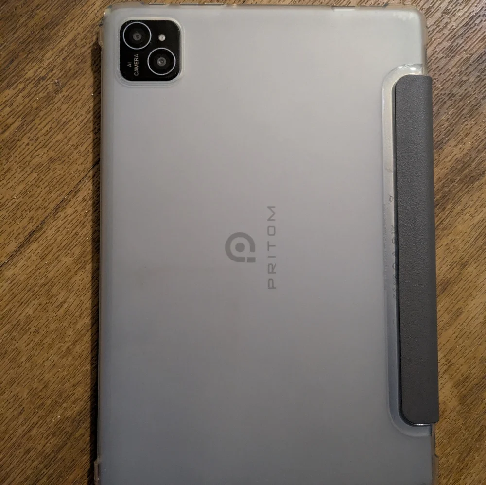 Android tab 11 with case and charger